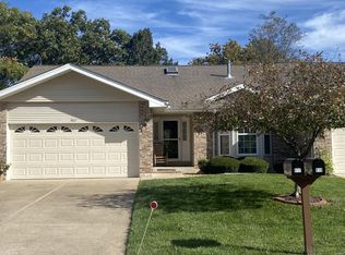 917 Palmer Ct #17, Lake Saint Louis, MO