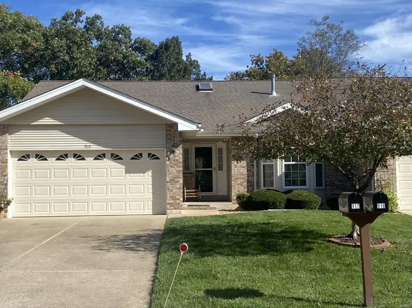 917 Palmer Ct #17, Lake Saint Louis, MO 63367