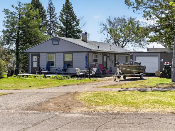 39 Edison Blvd, Silver Bay, MN 55614