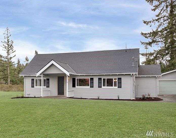 1st image of 4718 228th St E