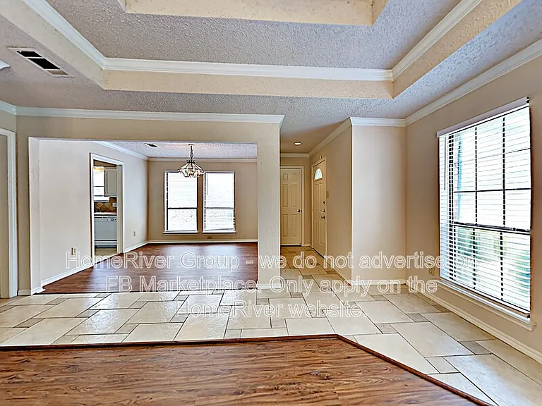 3315 Sara Dr — Photo 1