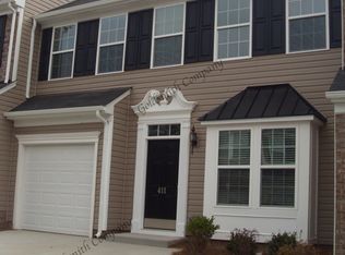 411 Cedar Pines Dr, Greenville, SC 29615
