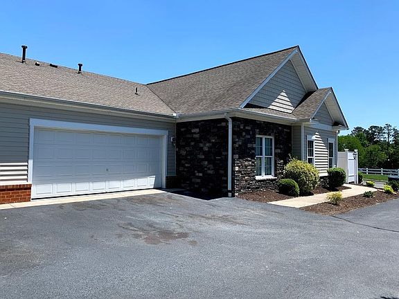 3rd image of 7620 Sandler Dr