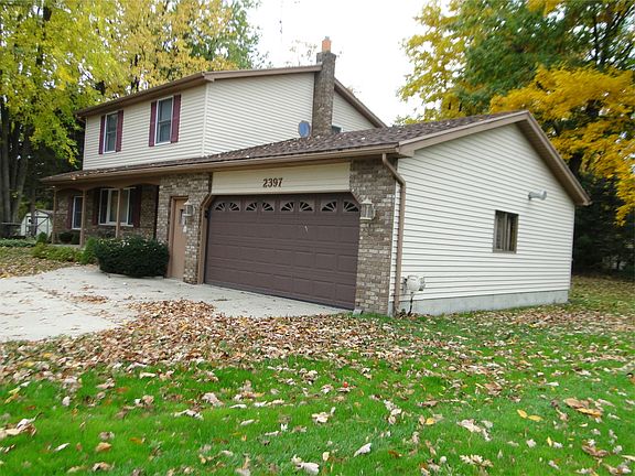 4th image of 2397 Belle Meade Dr