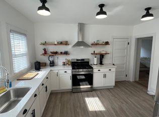 77 Washburn Ave, Portland, ME 04102