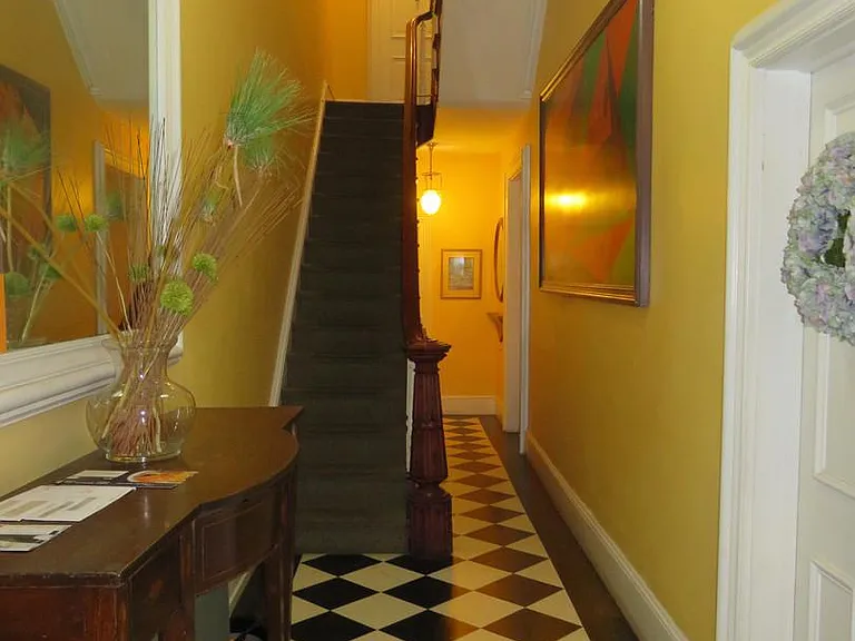 2114 Pine St #3F — Photo 8
