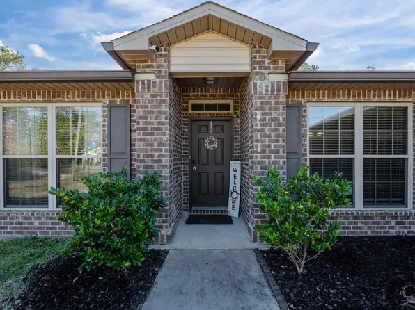 8293 Molina St, Navarre, FL 32566
