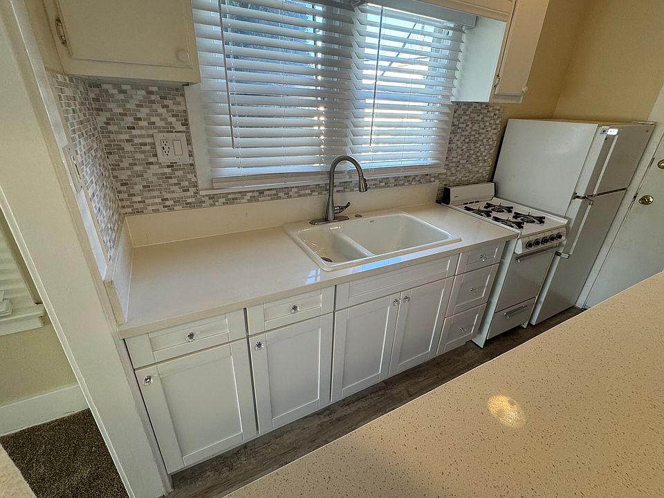 Newly renovated kitchen.