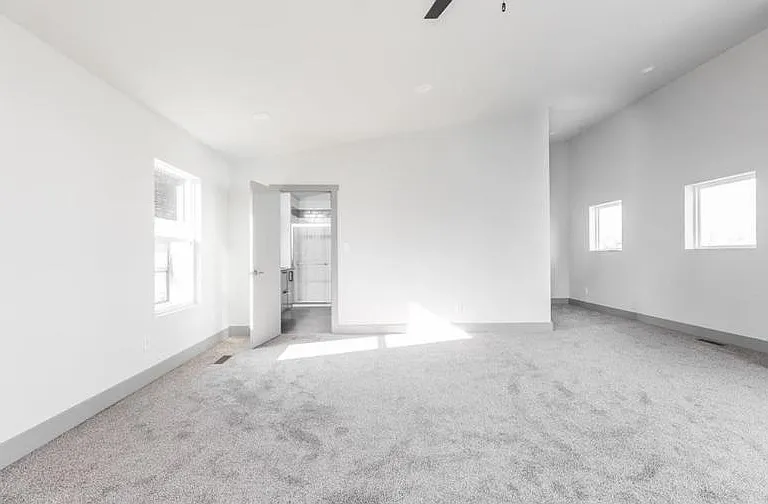 1001 Harlan St — Photo 17