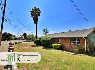 2242 Sonoma St, Redding, CA 96001