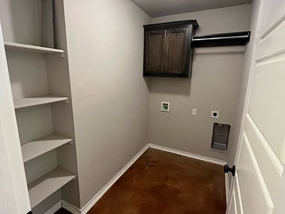 5th image of 5708 Clearwater Dr