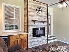 4th image of 625 Wildwood Dr