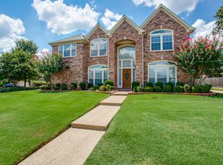 811 Doral Dr, Mansfield, TX 76063