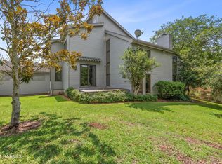 203 Stillwater Rd, Breaux Bridge, LA 70517