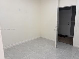 4701 SW 8th St #6, Miami, FL 33134