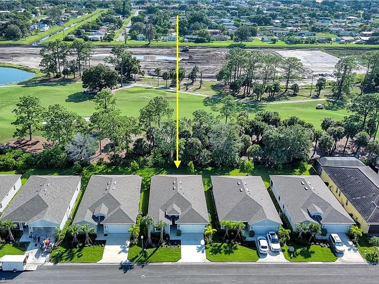 9146 Leatherwood Loop — Photo 4