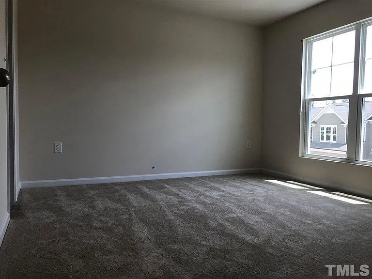 1007 Saffron Loop — Photo 13