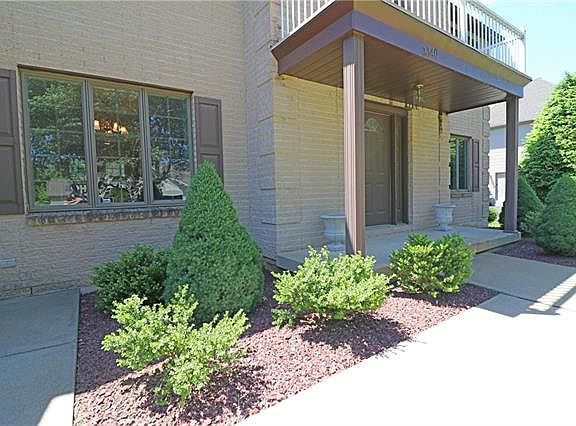 4th image of 3340 Old Carriage Dr