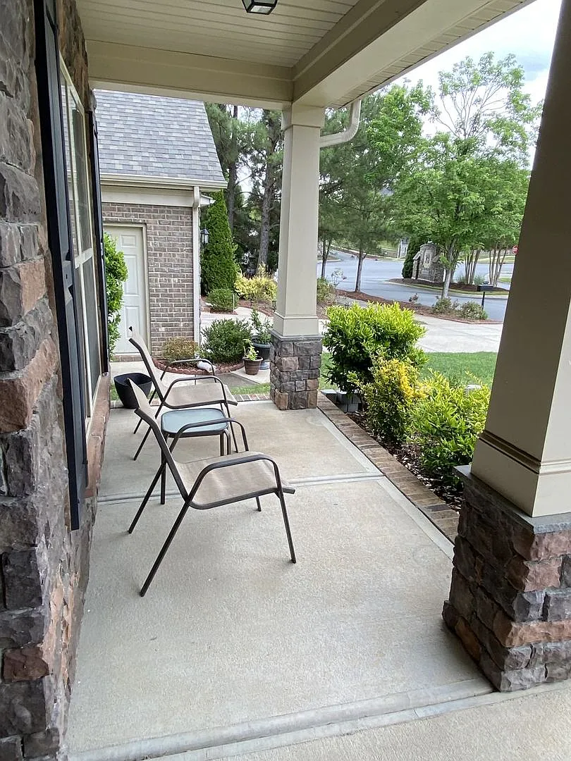 Coming Soon! Beautiful 2 Story Brick Home In Christenbury Chase — Photo 2