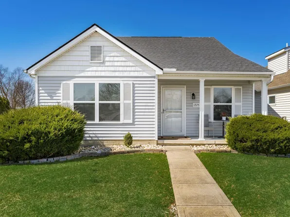 1375 Climbing Fig Dr, Blacklick, OH 43004