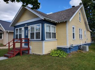 209 W Marion St, Portage, WI 53901