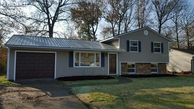 1st image of 4959 Oakview Dr