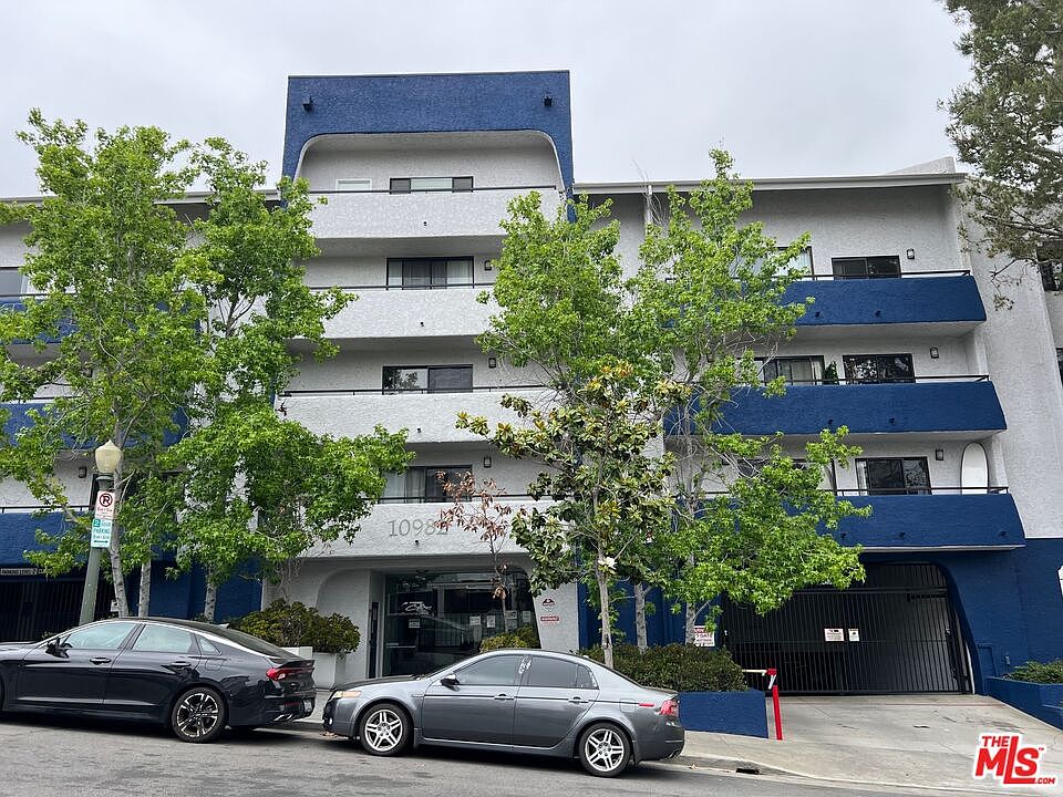 1st image of 10982 Roebling Ave APT 511