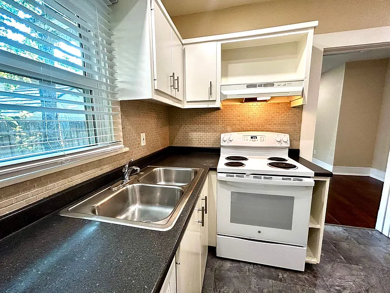 2904 Pearl St #A — Photo 12