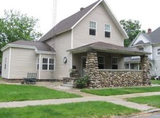 108 N Maple St, Argos, IN 46501