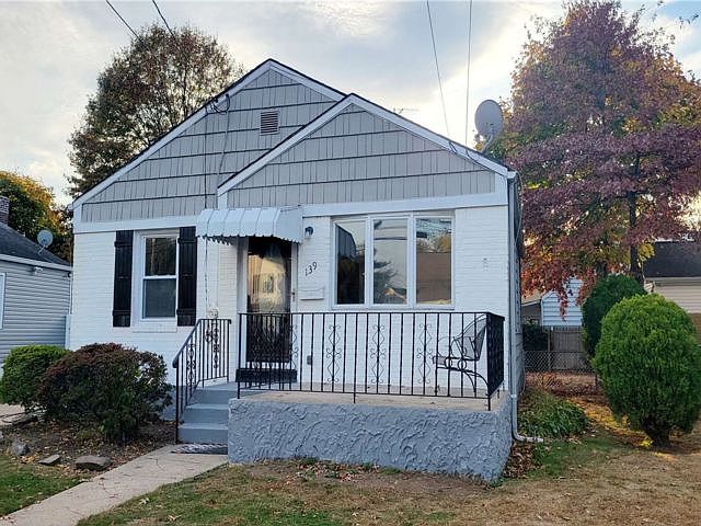 1st image of 139 Rockaway Ave
