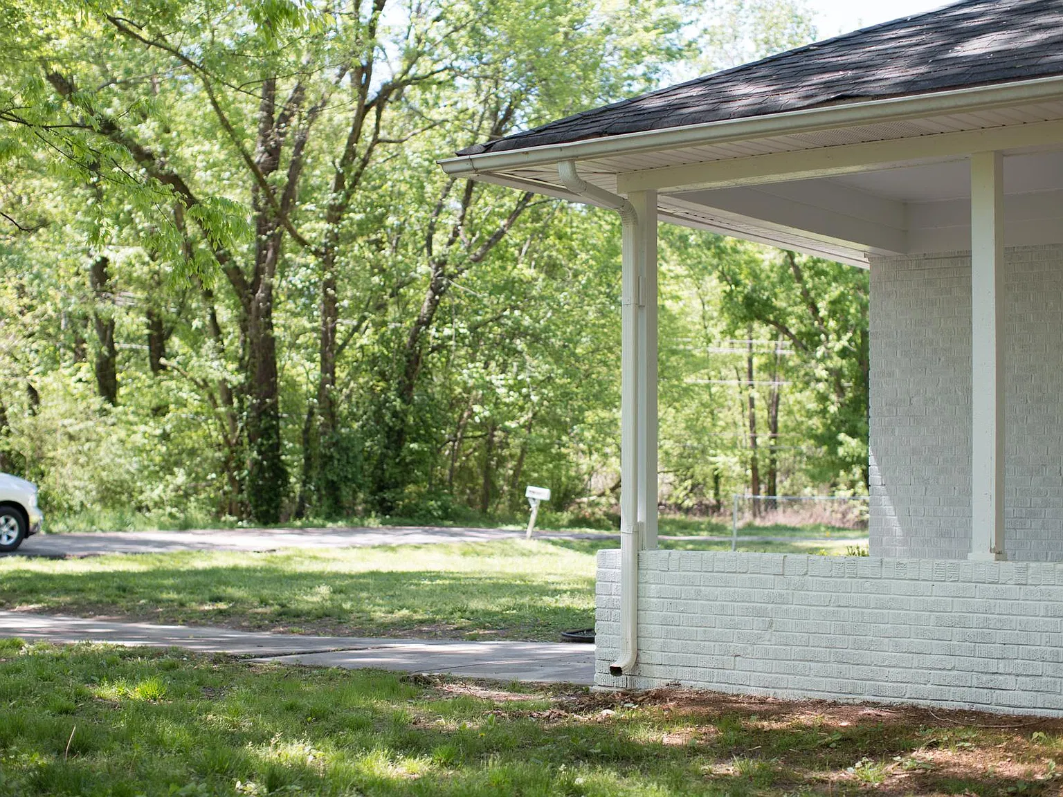 3 bed, 1100 sqft, $1,650 — Photo 4