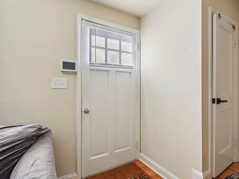 1770 Weston Ave — Photo 9