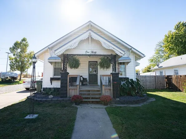 130 E Crocker St, Marceline, MO 64658