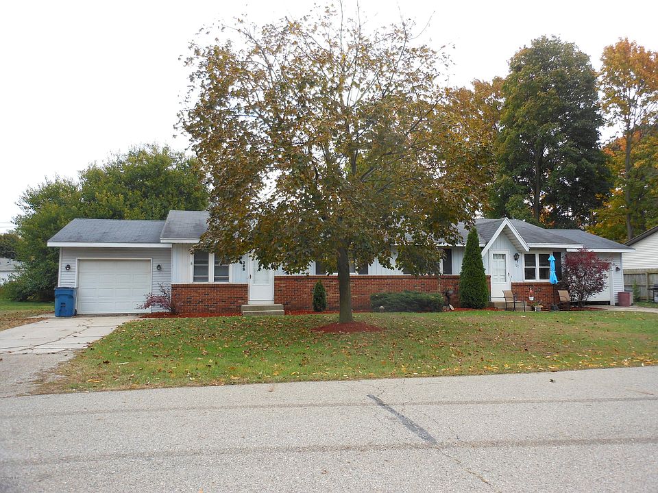 2nd image of 327 & 329 N Lindy St