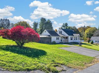 5 Easy St, Troy, NY 12180
