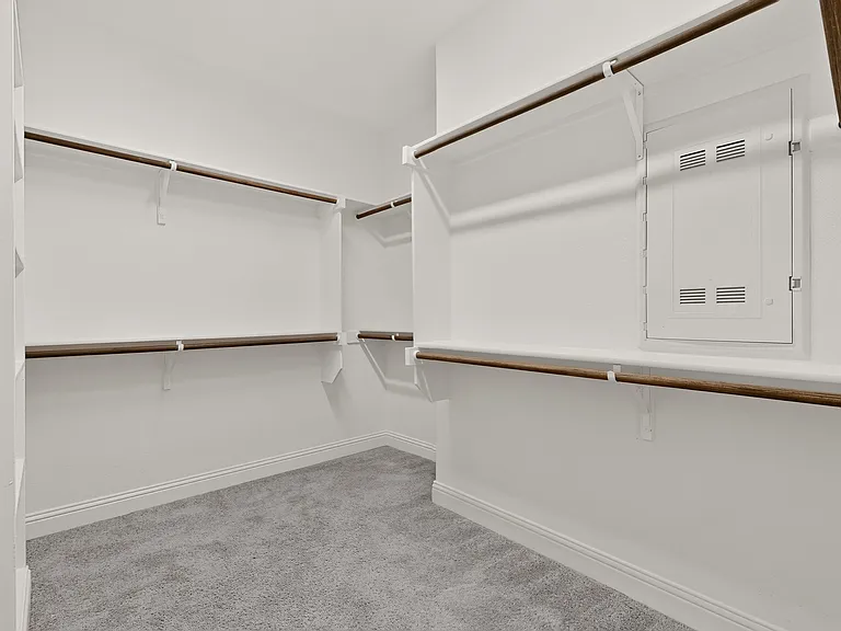 7617 Regal Ln — Photo 38