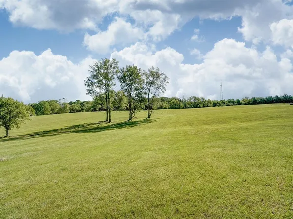 13279 State Route 729, New Vienna, OH 45159