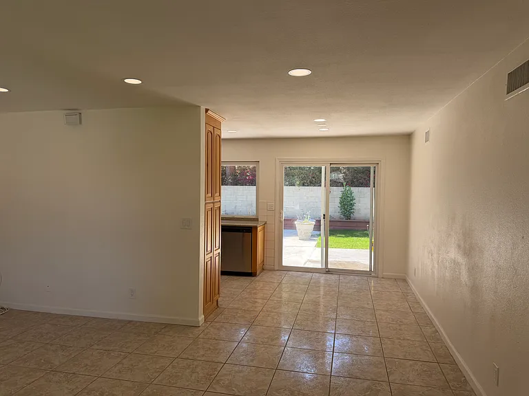 14921 Pinehaven Rd — Photo 5