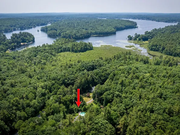 43 Raccoon Run, Hampstead, NH 03841