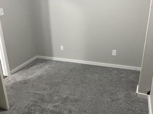 5200 Rolston Ave, Cincinnati, OH 45212