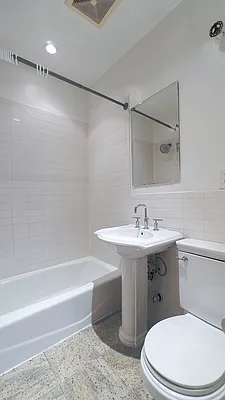 Rented by Camelot Realty Group | media 17