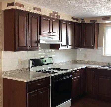 2nd image of 18 Glenhaven Dr