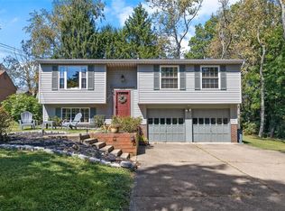 1437 Marion Dr, Pittsburgh, PA 15236