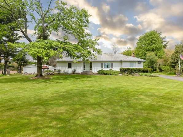 30562 Us Highway 12, Niles, MI 49120