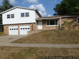 914 Crescent Dr, Champaign, IL 61821