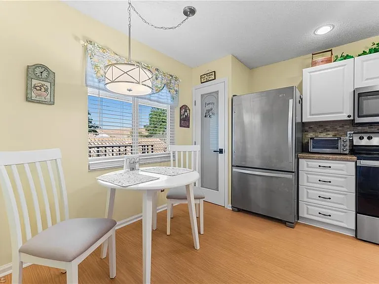 5928 Cranbrook Way #D202 — Photo 6