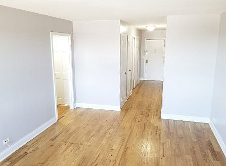 5th image of 2010 Bruckner Blvd APT 9D