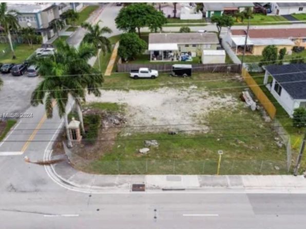 4861 Peters Rd, Plantation, FL 33317