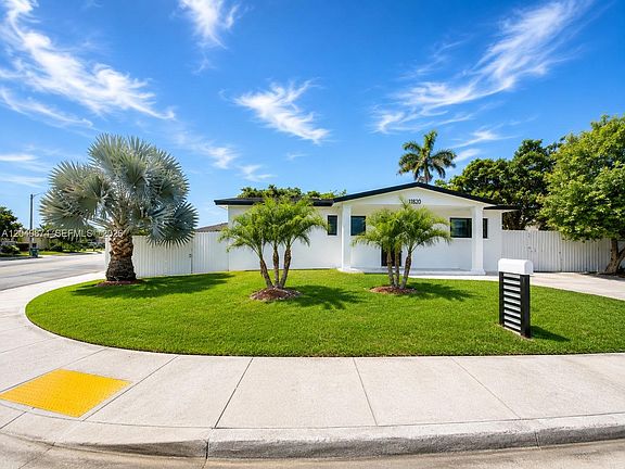 2nd image of 11820 SW 223rd St