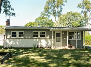 3903 Wilke Rd, Rolling Meadows, IL 60008